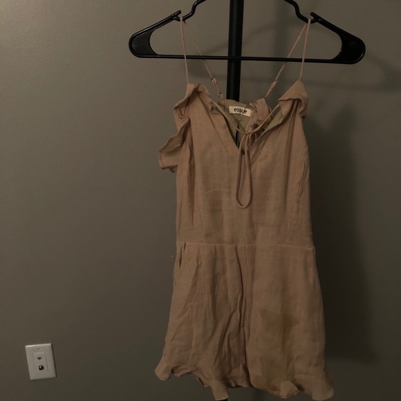 Forever 21 Beige Romper - Picture 2 of 2